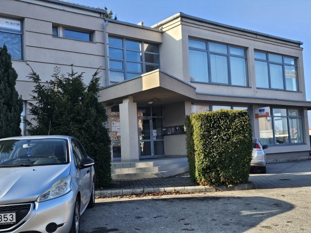 Eladó iroda, Veszprémben 330 M Ft / költözzbe.hu