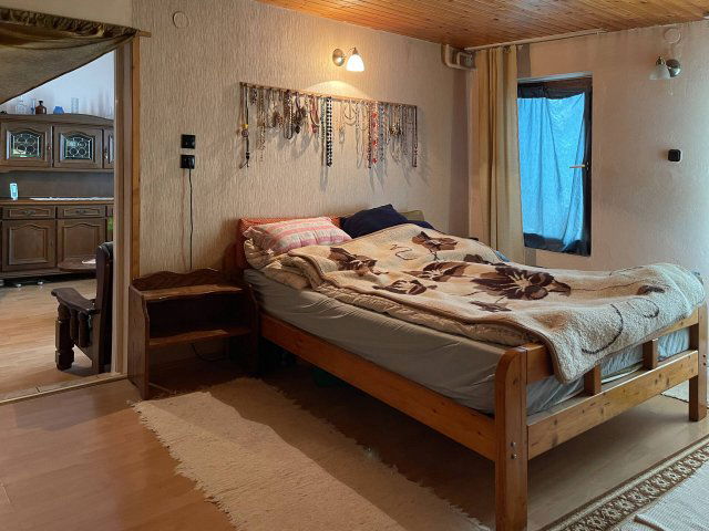 Eladó családi ház, Baján 75 M Ft, 6 szobás