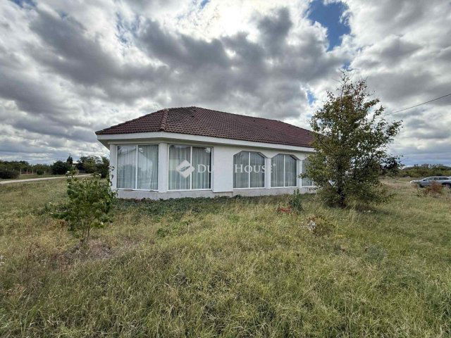 Eladó családi ház, Tiszaroffon 86 M Ft, 3 szobás