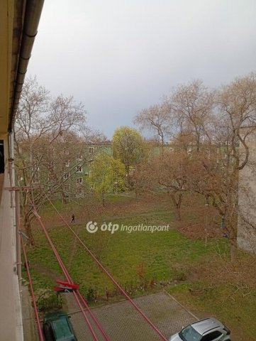 Eladó téglalakás, Budapesten, XXI. kerületben 43.5 M Ft