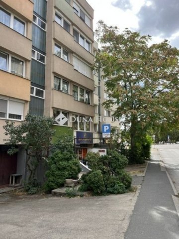 Eladó panellakás, Érden 67.9 M Ft, 2 szobás
