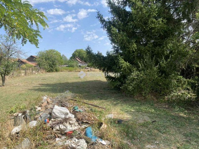 Eladó családi ház, Tótkomlóson 6 M Ft, 2 szobás