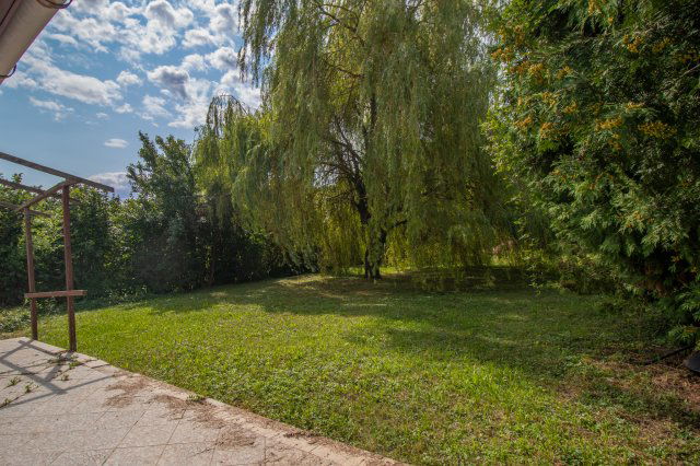Eladó családi ház, Nagykovácsiban 119 M Ft, 3 szobás