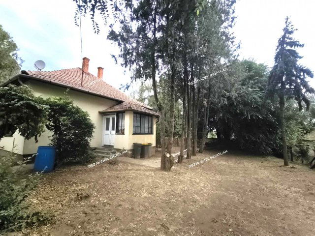Eladó családi ház, Nagykörűn, Dózsa György úton 29.9 M Ft