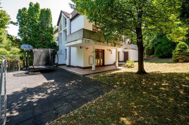 Eladó ikerház, Budapesten, II. kerületben 319.9 M Ft, 5 szobás