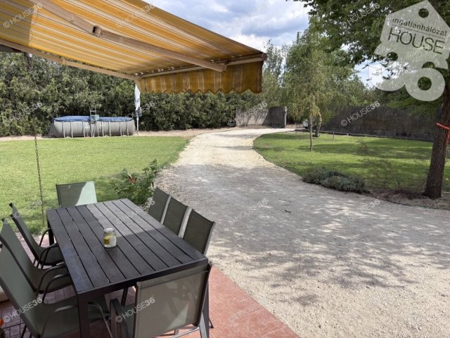 Eladó családi ház, Kecskeméten 99.9 M Ft, 4 szobás