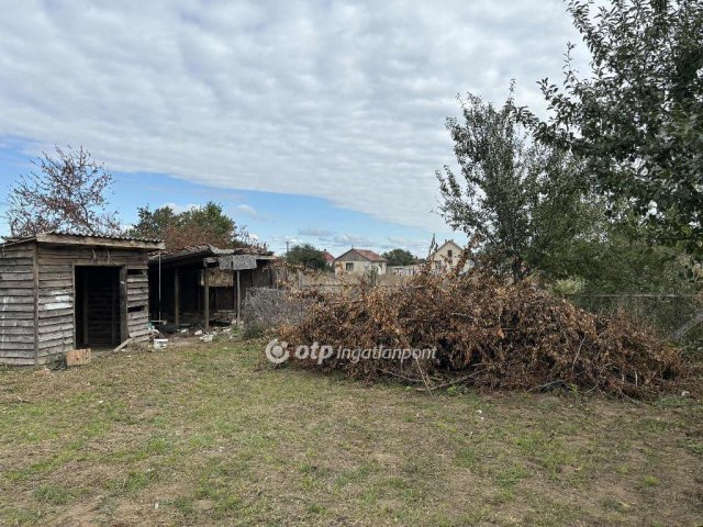 Eladó családi ház, Létavértesen 21.9 M Ft, 2+3 szobás