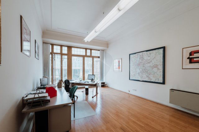 Eladó téglalakás, Budapesten, V. kerületben 549 M Ft, 10 szobás