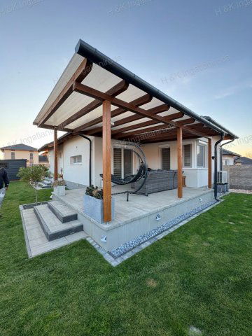 Eladó családi ház, Vácrátóton 79.9 M Ft, 4 szobás