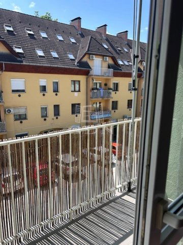 Eladó téglalakás, Tökölön 52.9 M Ft, 2+1 szobás