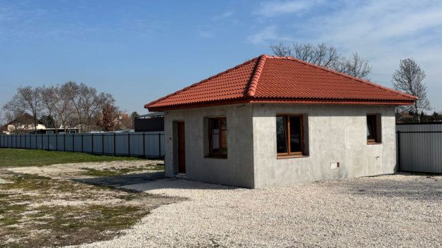 Kiadó telek, Békéscsabán 400 E Ft / hó / költözzbe.hu