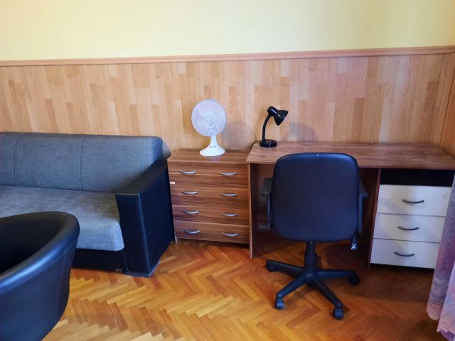 Kiadó téglalakás, albérlet, Debrecenben 200 E Ft / hó, 2 szobás
