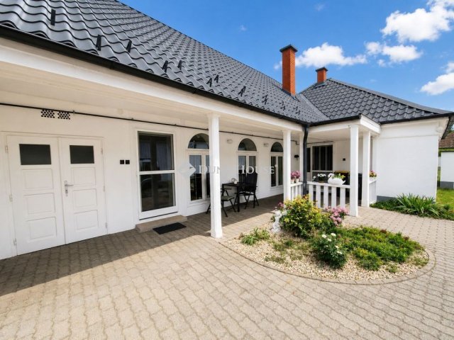 Eladó családi ház, Bácsbokodon 29.999 M Ft, 3 szobás