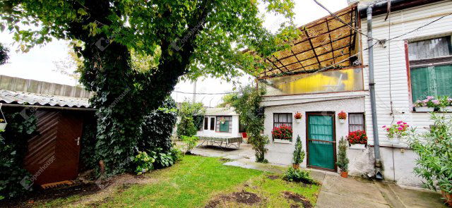 Eladó családi ház, Miskolcon 59.9 M Ft, 9 szobás