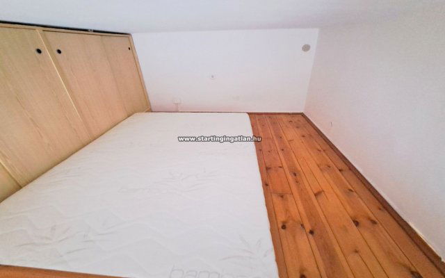 Kiadó téglalakás, albérlet, XVI. kerületben, Újszász utcában