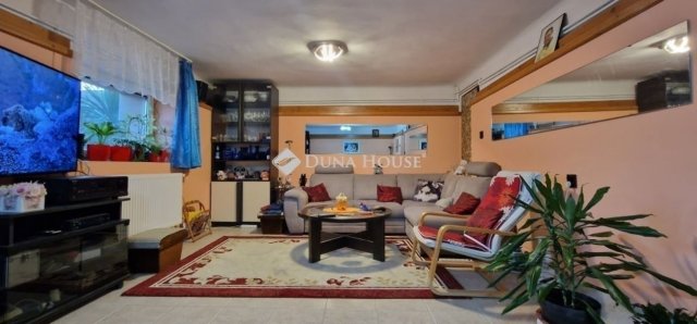 Eladó családi ház, Budapesten, XVII. kerületben 108.9 M Ft