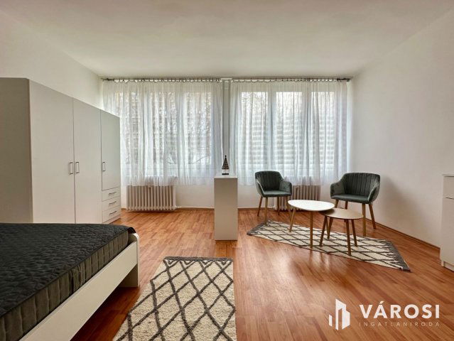 Kiadó panellakás, albérlet, Salgótarjánban 120 E Ft / hó