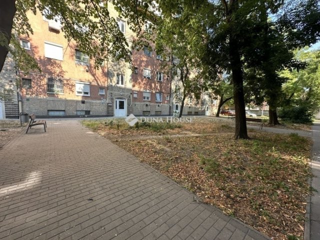 Eladó téglalakás, Budapesten, X. kerületben 52.9 M Ft, 2 szobás