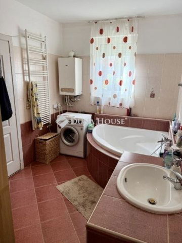 Eladó sorház, Vecsésen 144.9 M Ft, 5 szobás