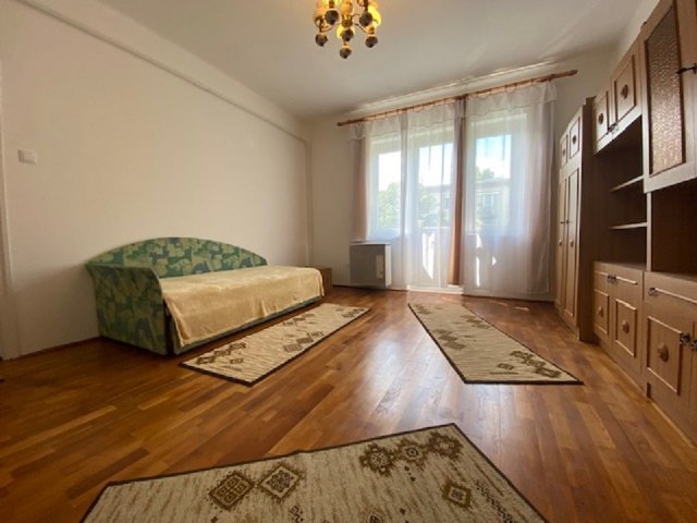 Kiadó téglalakás, albérlet, Debrecenben, Serház utcában