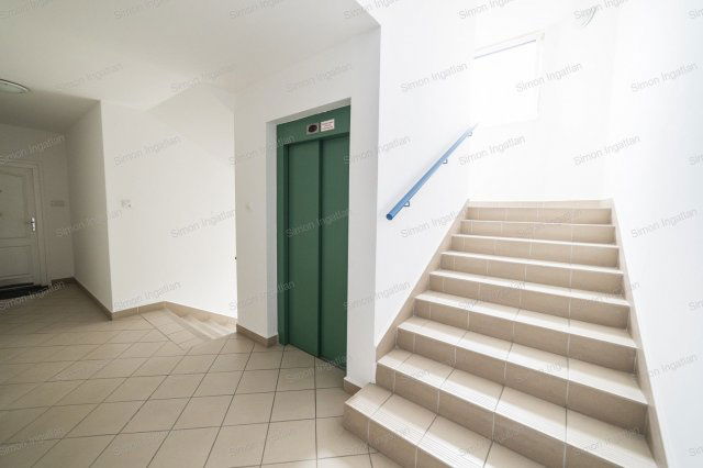 Kiadó téglalakás, albérlet, Kecskeméten 220 E Ft / hó