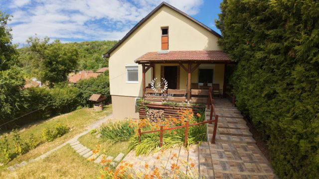 Eladó családi ház, Ózdon 24.99 M Ft, 2 szobás