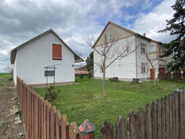 Eladó családi ház, Ambrózfalván 26.9 M Ft, 5 szobás