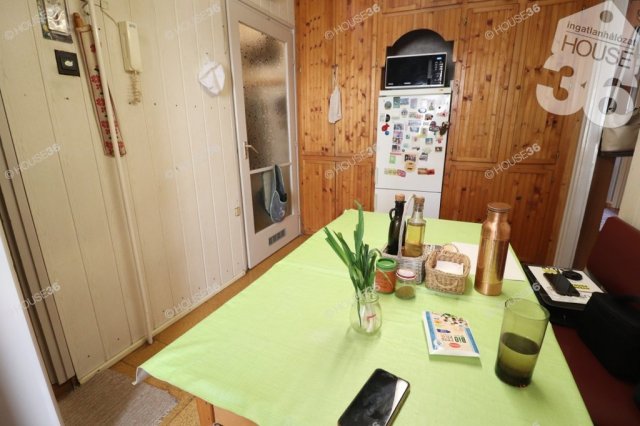 Eladó panellakás, Kecskeméten 59 M Ft, 4 szobás