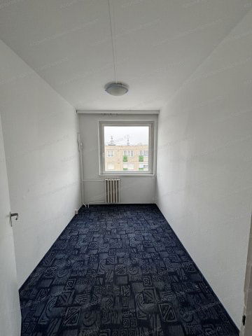 Eladó panellakás, Tatabányán 49 M Ft, 4 szobás