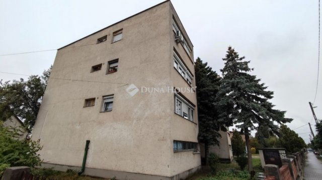 Eladó téglalakás, Gyálon 68.5 M Ft, 4 szobás