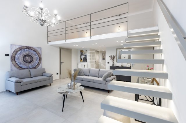 Eladó téglalakás, Budapesten, VI. kerületben, Teréz körúton