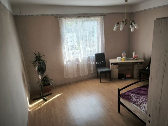 Eladó családi ház, Kartalon 55 M Ft, 2+1 szobás