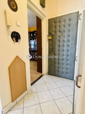 Eladó panellakás, Zalaegerszegen 36 M Ft, 2+1 szobás