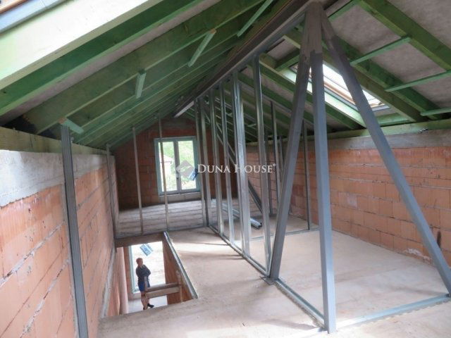 Eladó ikerház, Szegeden 99 M Ft, 3 szobás / költözzbe.hu