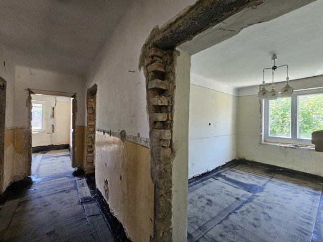 Eladó családi ház, Ercsiben 46.9 M Ft, 3+1 szobás