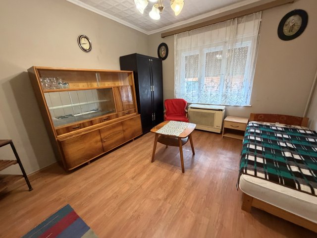 Kiadó családi ház, albérlet, Isaszegen 200 E Ft / hó, 3 szobás