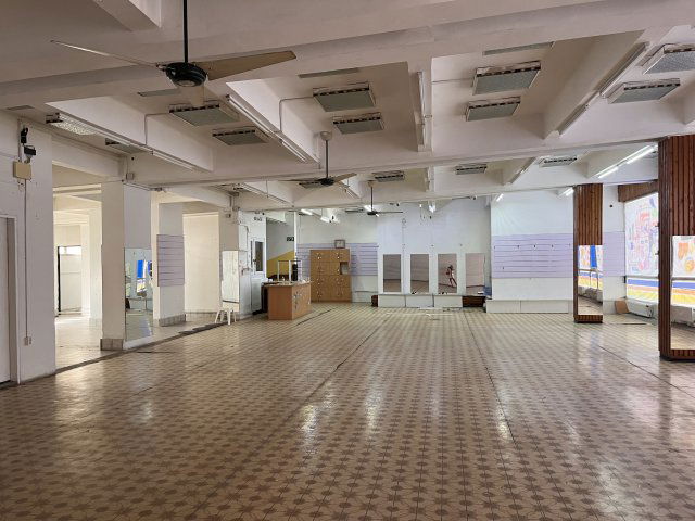 Eladó üzlethelyiség, Ráckevén 80 M Ft, 5 szobás