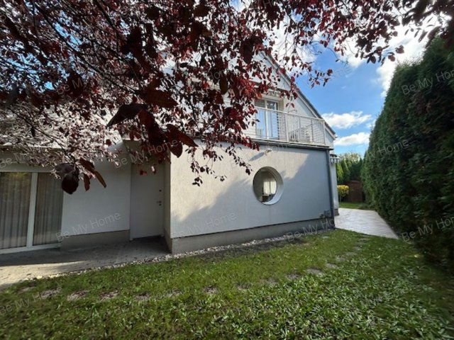 Kiadó sorház, albérlet, Budapesten, III. kerületben, 5 szobás