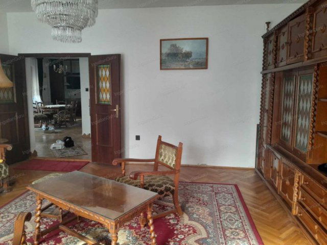 Eladó családi ház, Kecskeméten 129 M Ft, 6 szobás