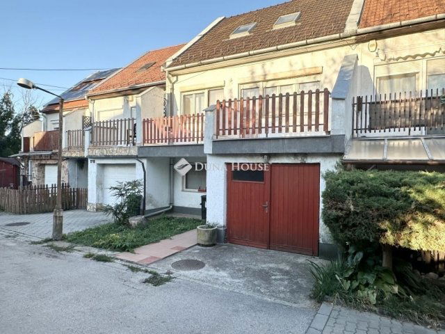 Eladó téglalakás, Pomázon 104 M Ft, 3+1 szobás