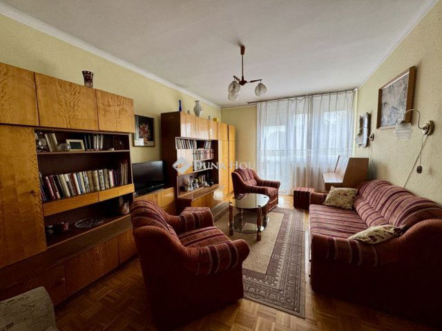 Eladó téglalakás, Budapesten, XXI. kerületben, Vénusz utcában