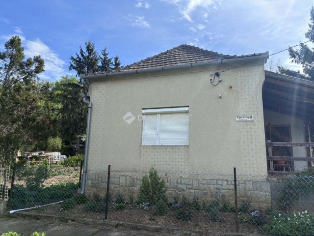 Eladó családi ház, Bükkösdön 13.5 M Ft, 1 szobás