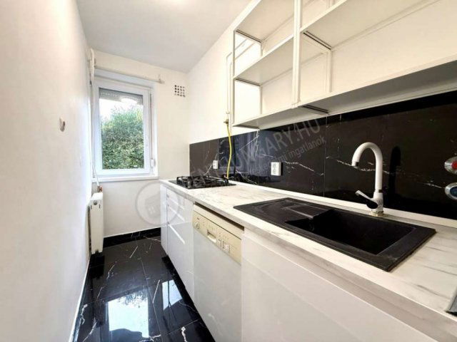 Kiadó téglalakás, albérlet, XXII. kerületben, Regényes utcában