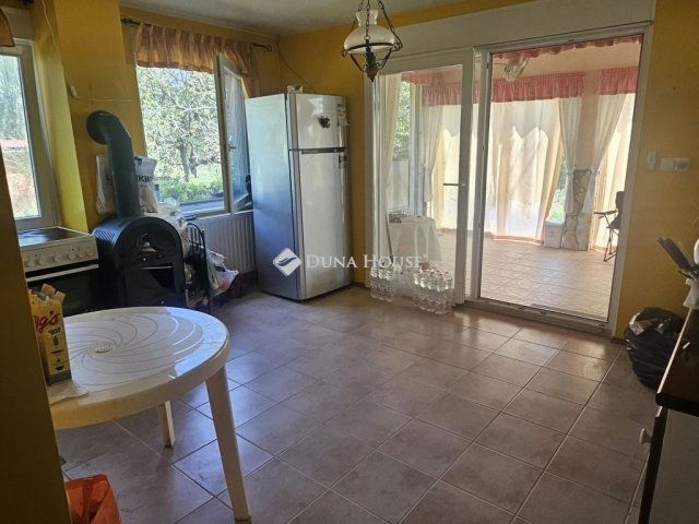 Eladó családi ház, Pogányon 54.99 M Ft, 3 szobás