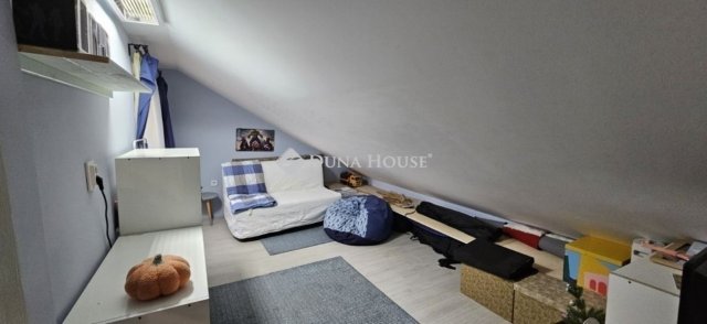 Eladó családi ház, Erdőkertesen 78.9 M Ft, 6 szobás