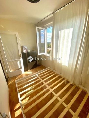 Eladó panellakás, Budapesten, XV. kerületben 52 M Ft, 2 szobás