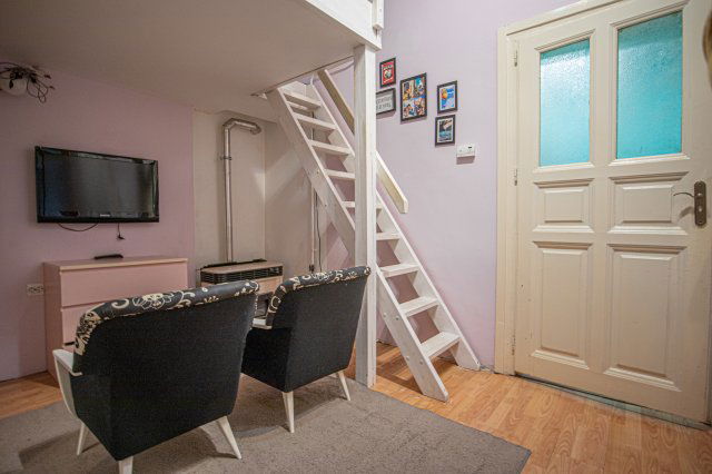 Eladó téglalakás, Budapesten, VII. kerületben, Alpár utcában