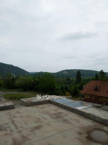 Eladó ipari ingatlan, Nagykovácsiban 479 M Ft