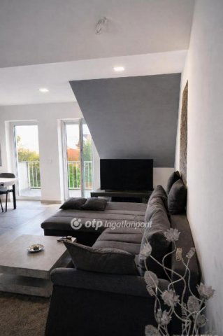 Eladó téglalakás, Egerben 54.9 M Ft, 1+1 szobás