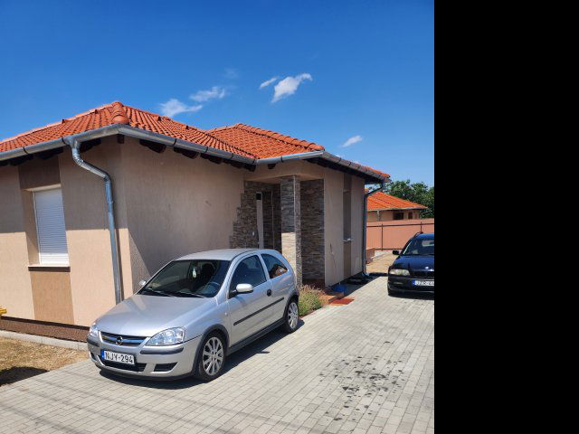 Eladó családi ház, Gyálon 129 M Ft, 4 szobás